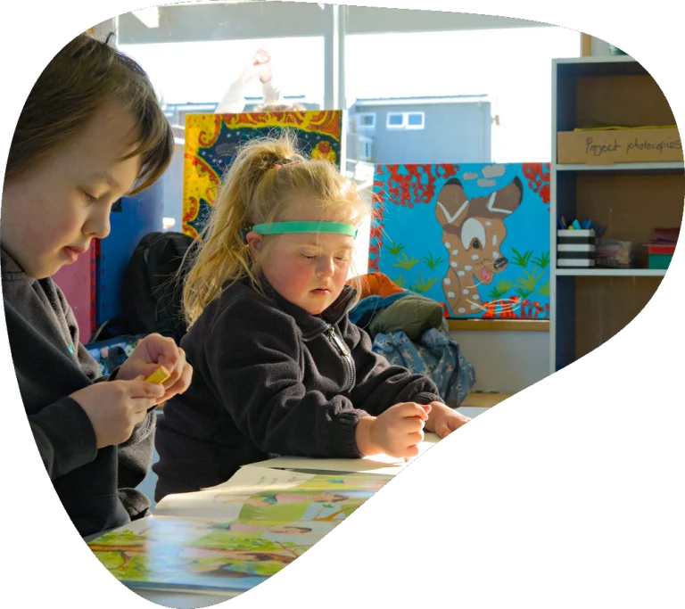 home header ruru school